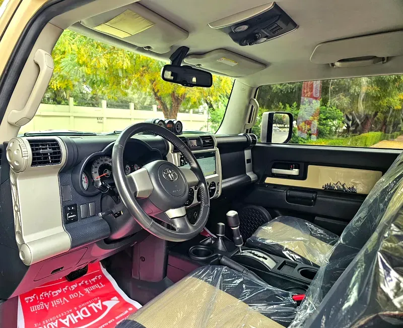 Toyota FJ Cruiser 2023